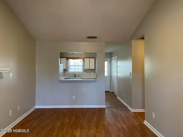 $1,150 | 202 Deer Creek Drive, Jacksonville, NC 28546