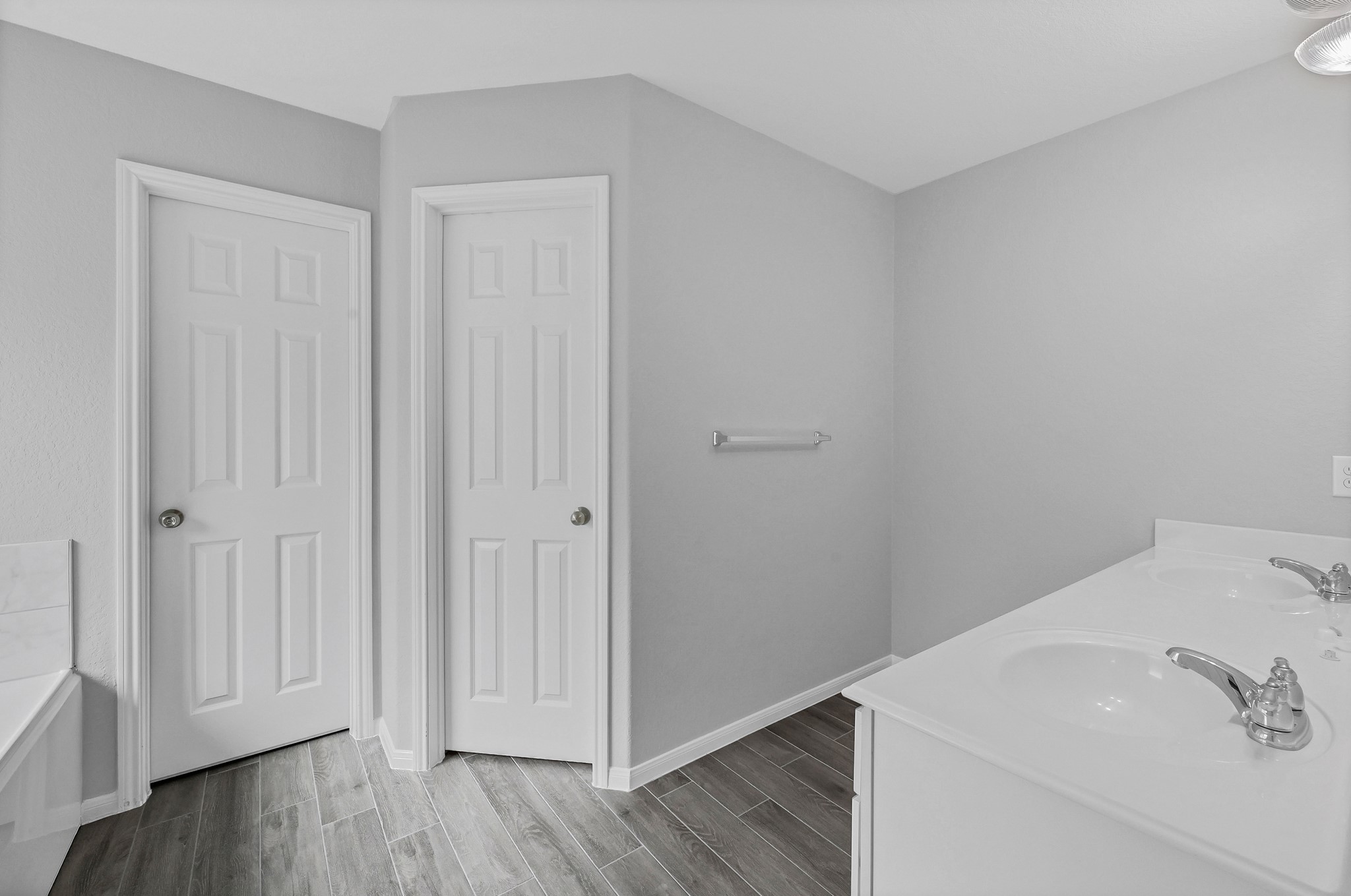 20039 Sunshine Ridge Lane Cypress, TX 77429 - Photo 17 of 22 Convenient double sink in the primary Bathroom