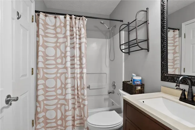 $3,040 | 1234 Carriage Trace Circle, Stone Mountain, GA 30087