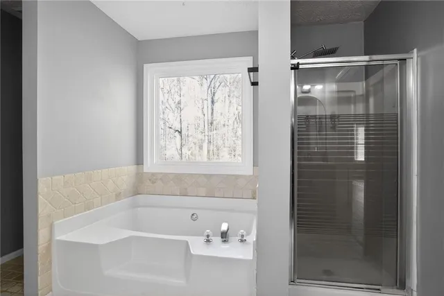 $3,040 | 1234 Carriage Trace Circle, Stone Mountain, GA 30087