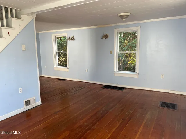 $95,000 | 5 Pearl Street, Granville, NY 12832