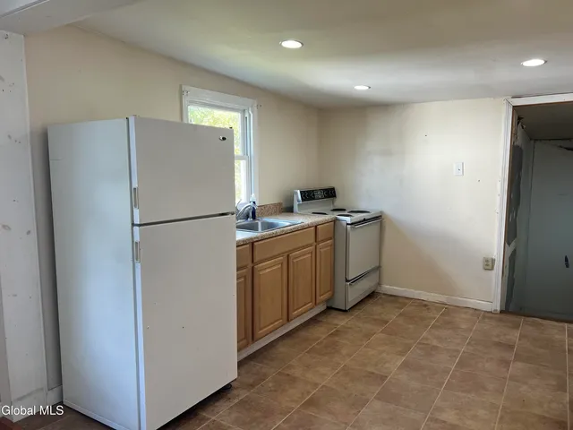 $95,000 | 5 Pearl Street, Granville, NY 12832