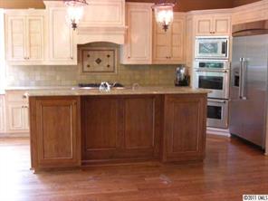 3540 Sharon View Road Charlotte, NC 28210 - Photo 5 of 15 Gallery Image 5