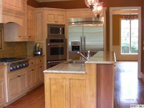3540 Sharon View Road Charlotte, NC 28210 - Photo 6 of 15 Gallery Image 6