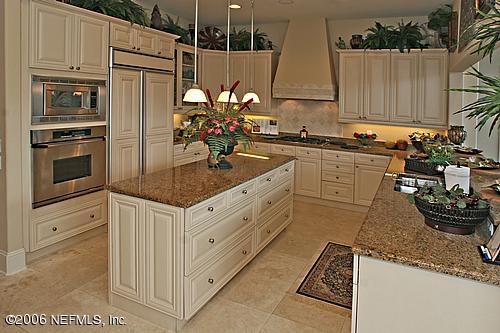 9907 Blakeford Mill Road Jacksonville, FL 32256 - Photo 3 of 8 Kitchen