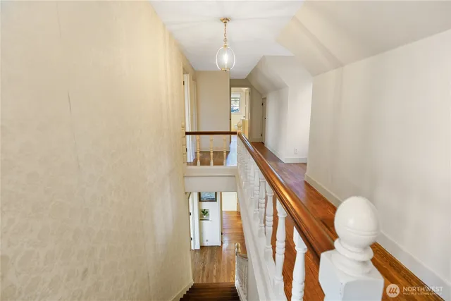 $1,999,980 | 3026 Marine Drive, Bremerton, WA 98312