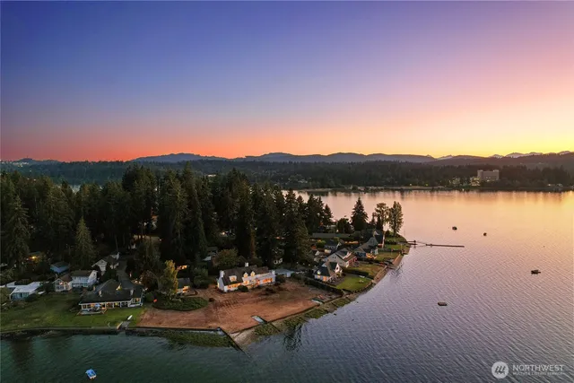 $1,999,980 | 3026 Marine Drive, Bremerton, WA 98312