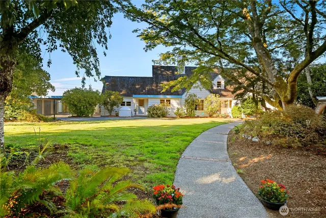 $1,999,980 | 3026 Marine Drive, Bremerton, WA 98312