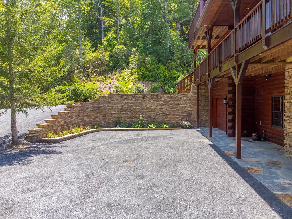 301 Cardinal Ridge Drive Highlands, NC 28741 - Photo 52 of 63 Gallery Image 52