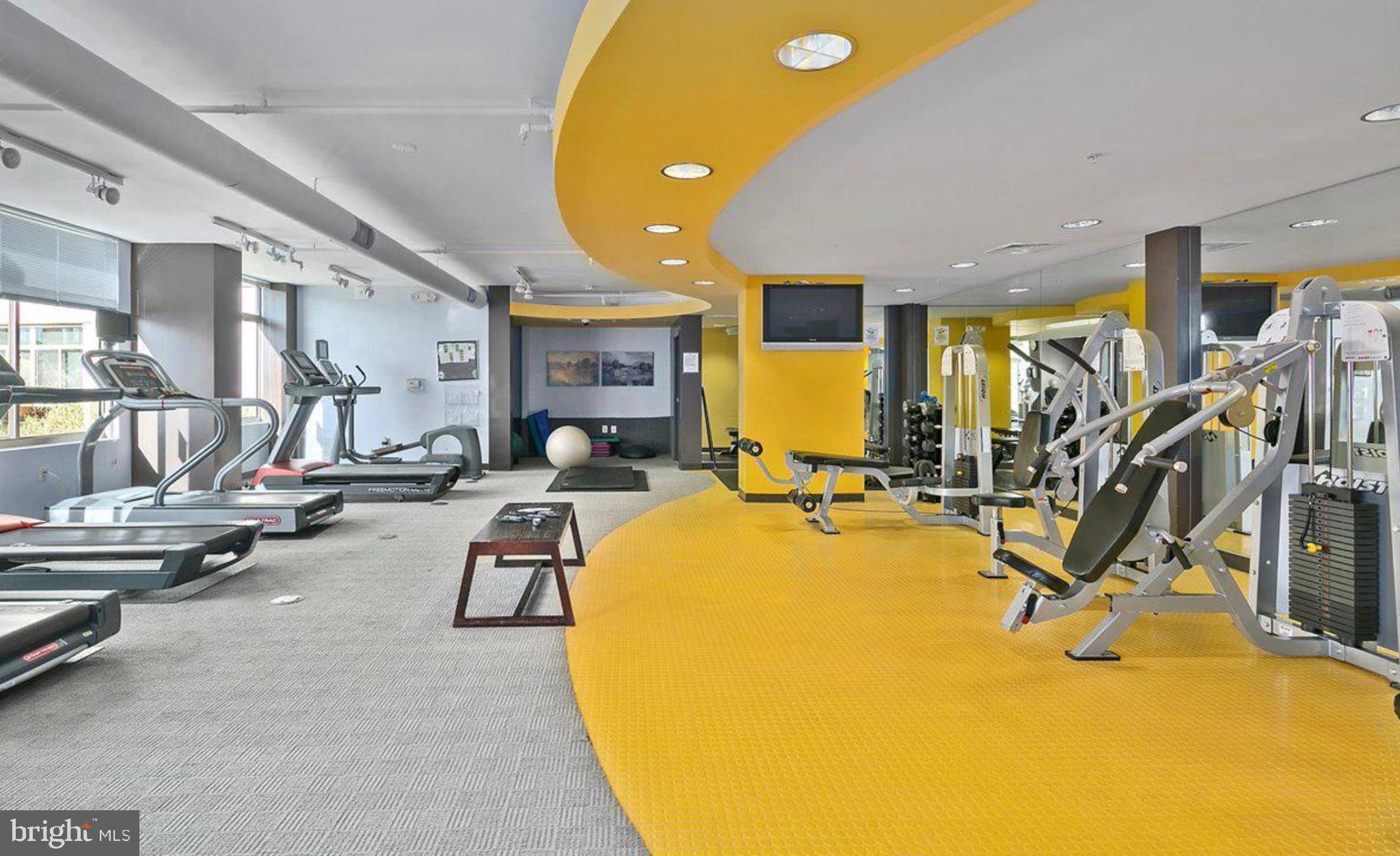 3650 South Glebe Road, Unit 1145 Arlington, VA 22202 - Photo 26 of 42 a view of a room with gym equipment