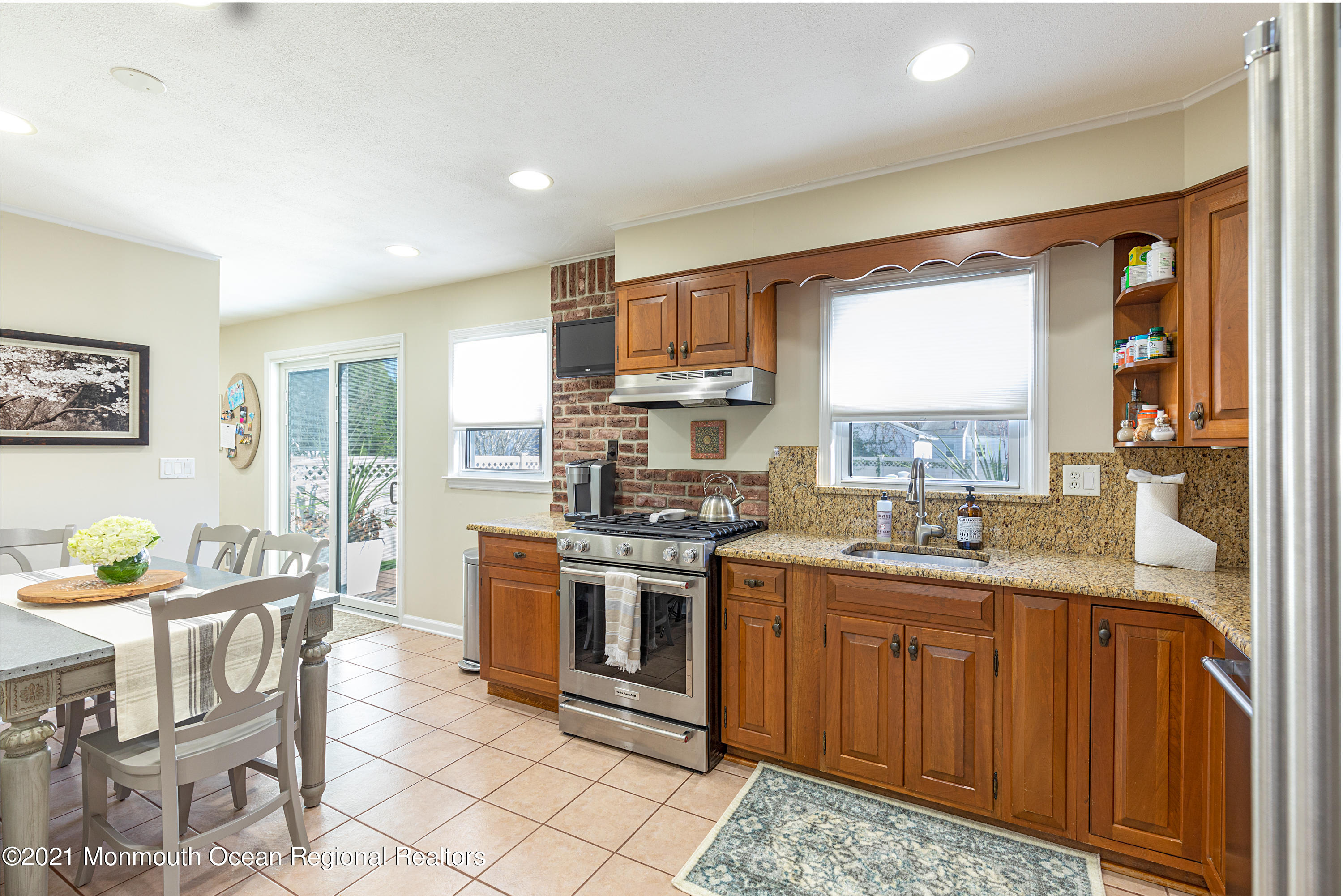 1316 Sleepy Hollow Road Point Pleasant, NJ 08742 - Photo 14 of 43 Kitchen (5)