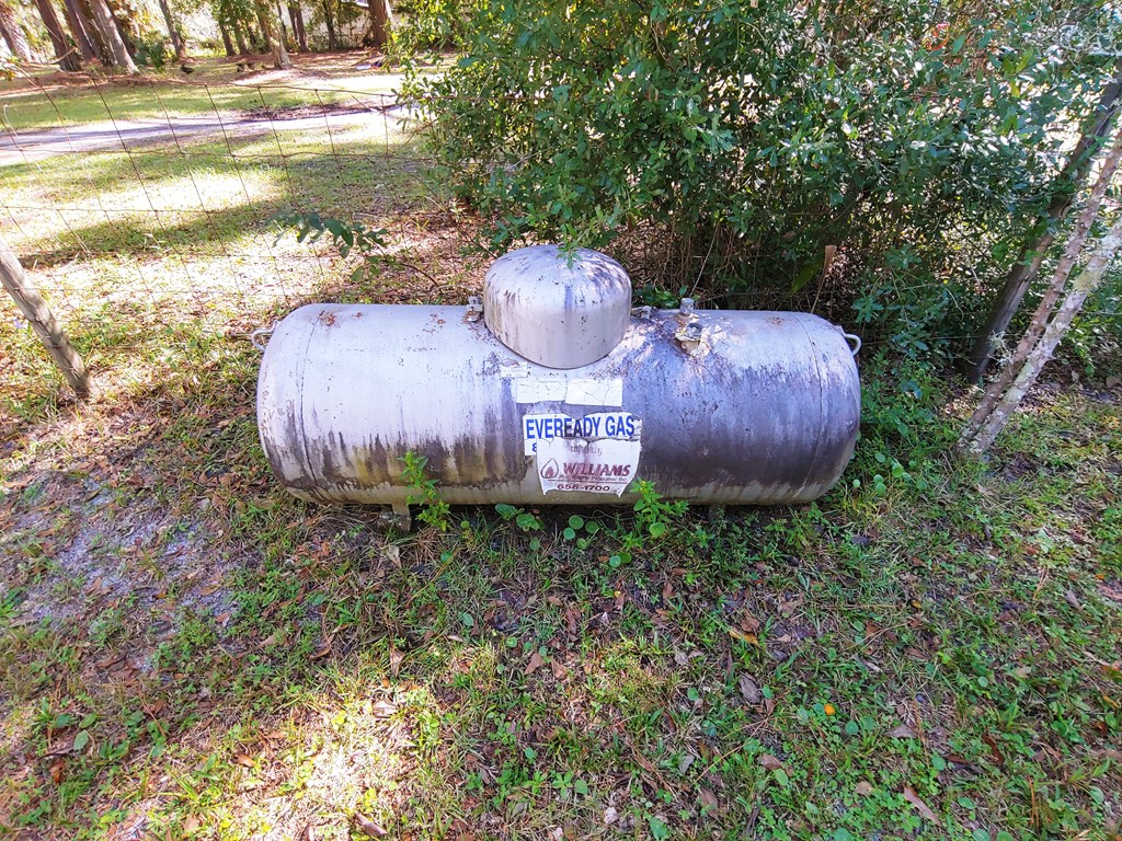 44 Gibson Road Apalachicola, FL 32320 - Photo 34 of 38
