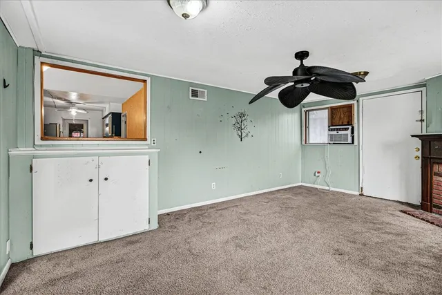 $1,800 | 2114 Colorado Street, Kingsville, TX 78363