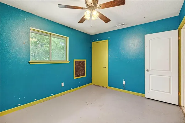 $1,800 | 2114 Colorado Street, Kingsville, TX 78363