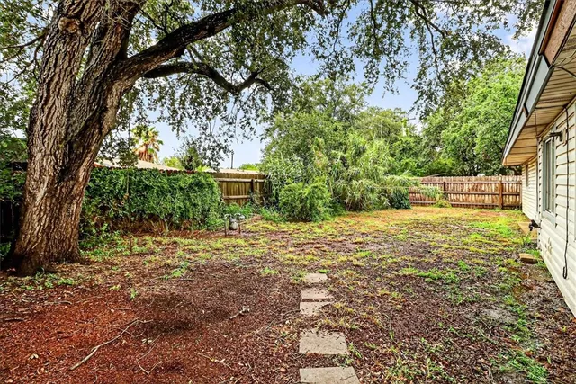 $1,800 | 2114 Colorado Street, Kingsville, TX 78363