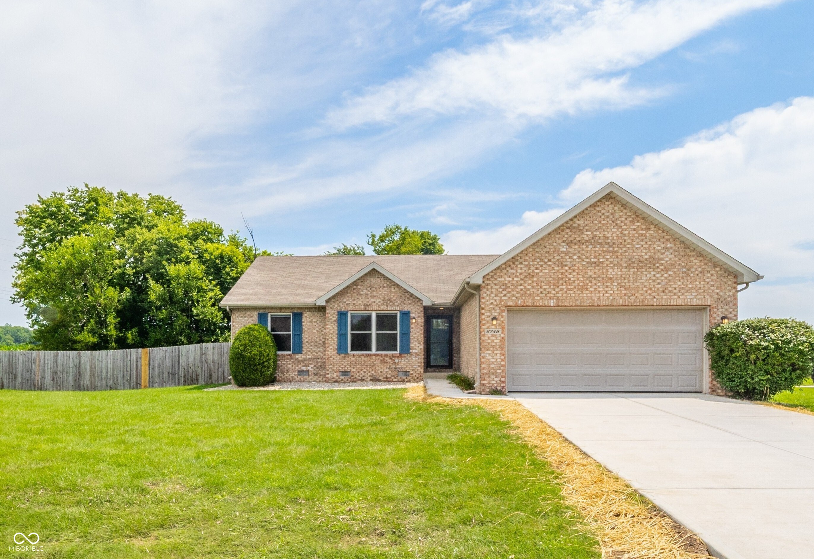 6746 Knollcrest Way Pendleton, IN 46064 - Photo 1 of 32