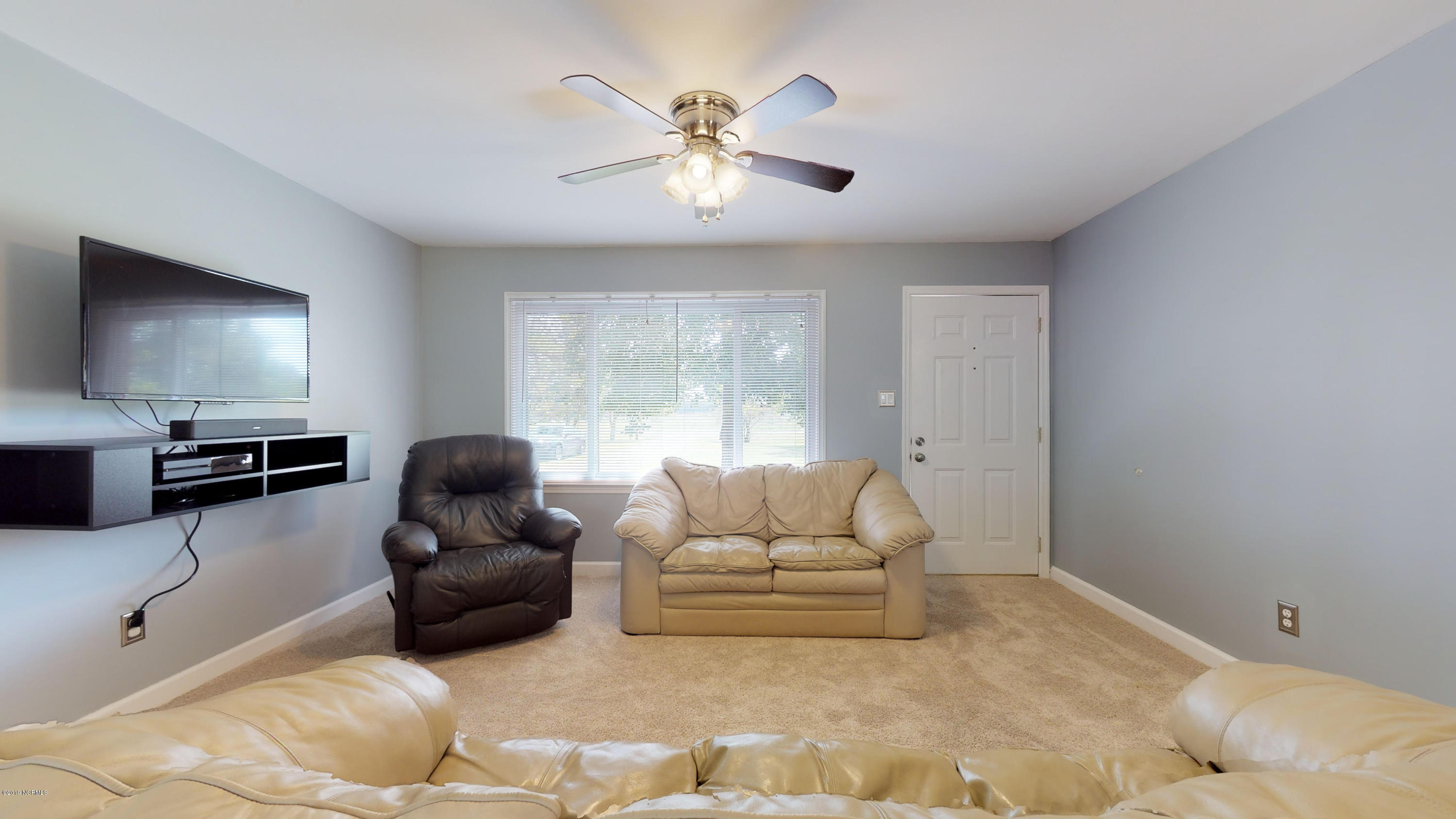 446 Loop Road Cove City, NC 28523 - Photo 6 of 29 446 Loop Rd-21