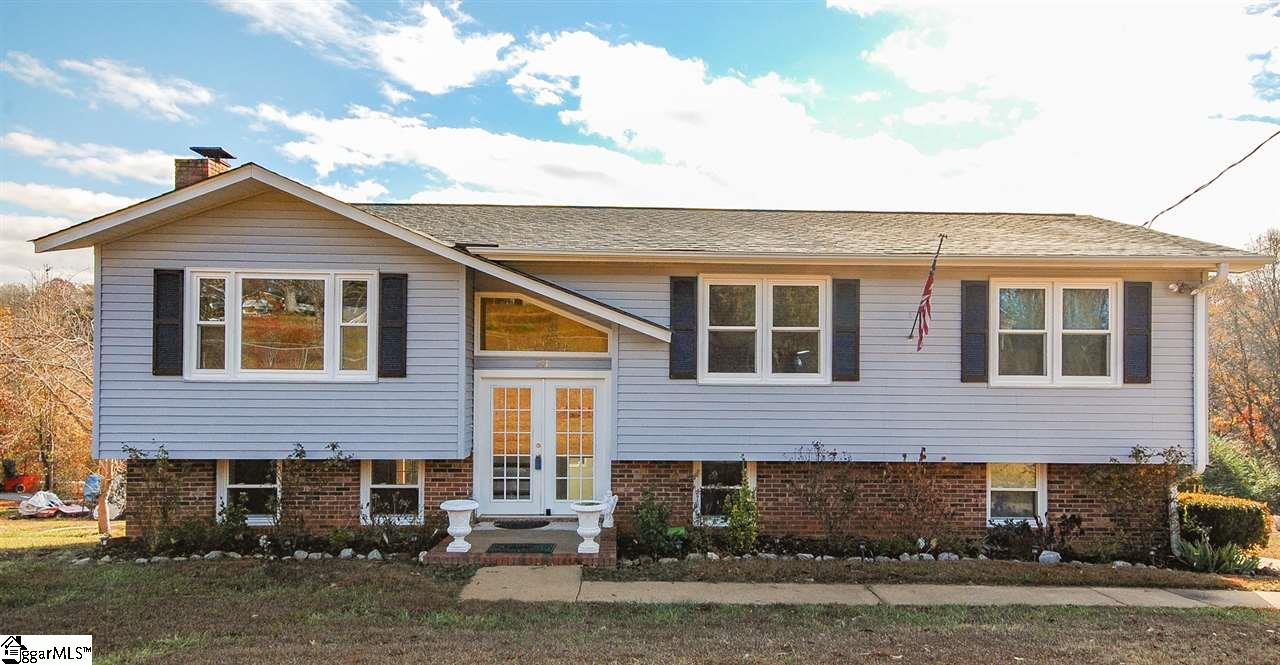 341 Old Farrs Bridge Road Greenville, SC 29611 - Photo 1 of 31 Gallery Image 1