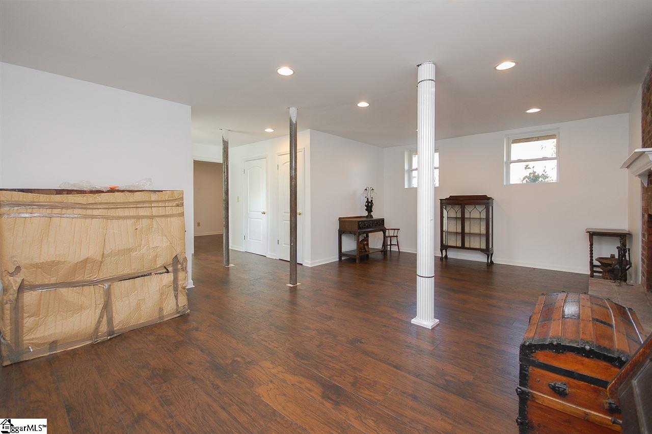 341 Old Farrs Bridge Road Greenville, SC 29611 - Photo 22 of 31 Gallery Image 22