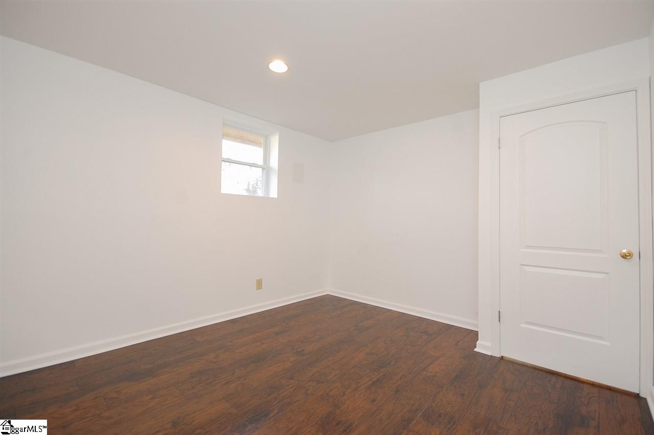341 Old Farrs Bridge Road Greenville, SC 29611 - Photo 24 of 31 Gallery Image 24
