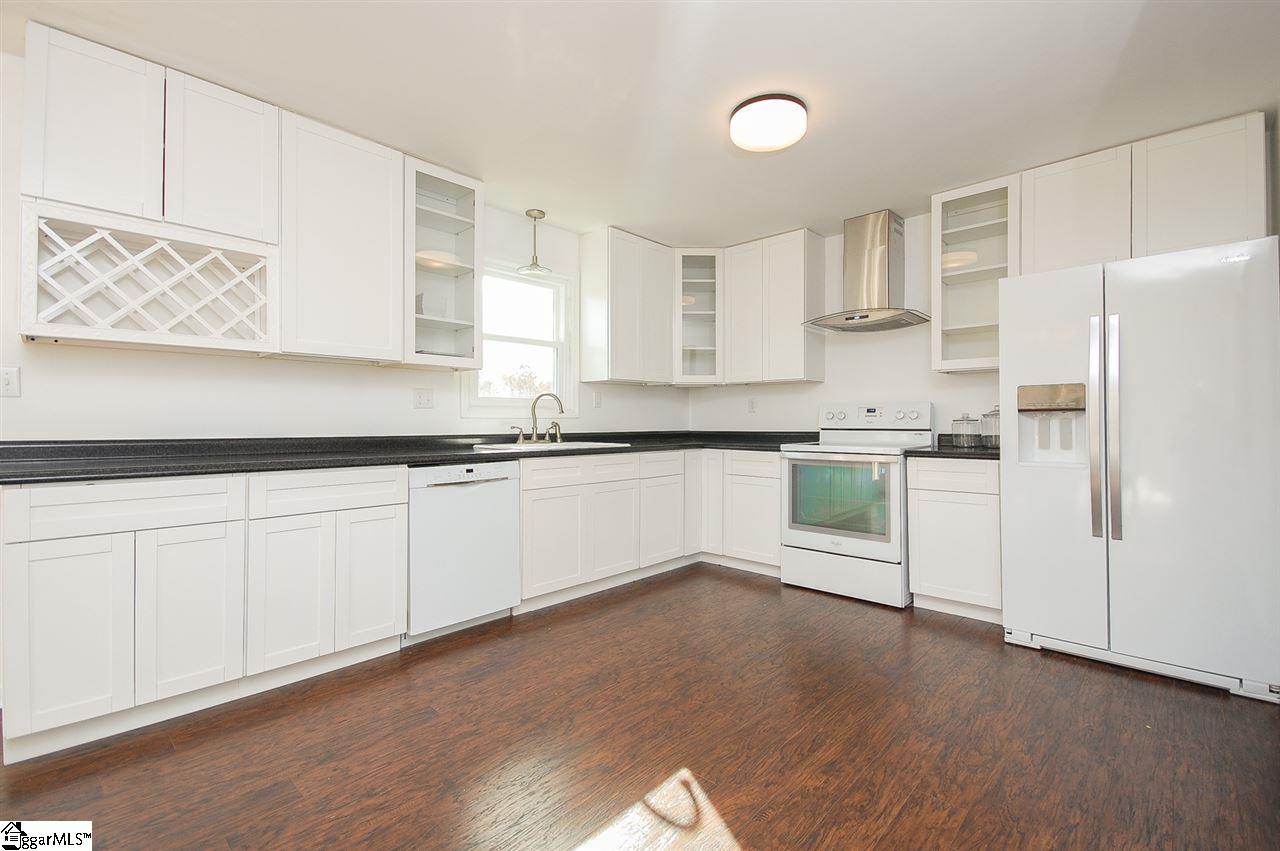 341 Old Farrs Bridge Road Greenville, SC 29611 - Photo 9 of 31 Gallery Image 9