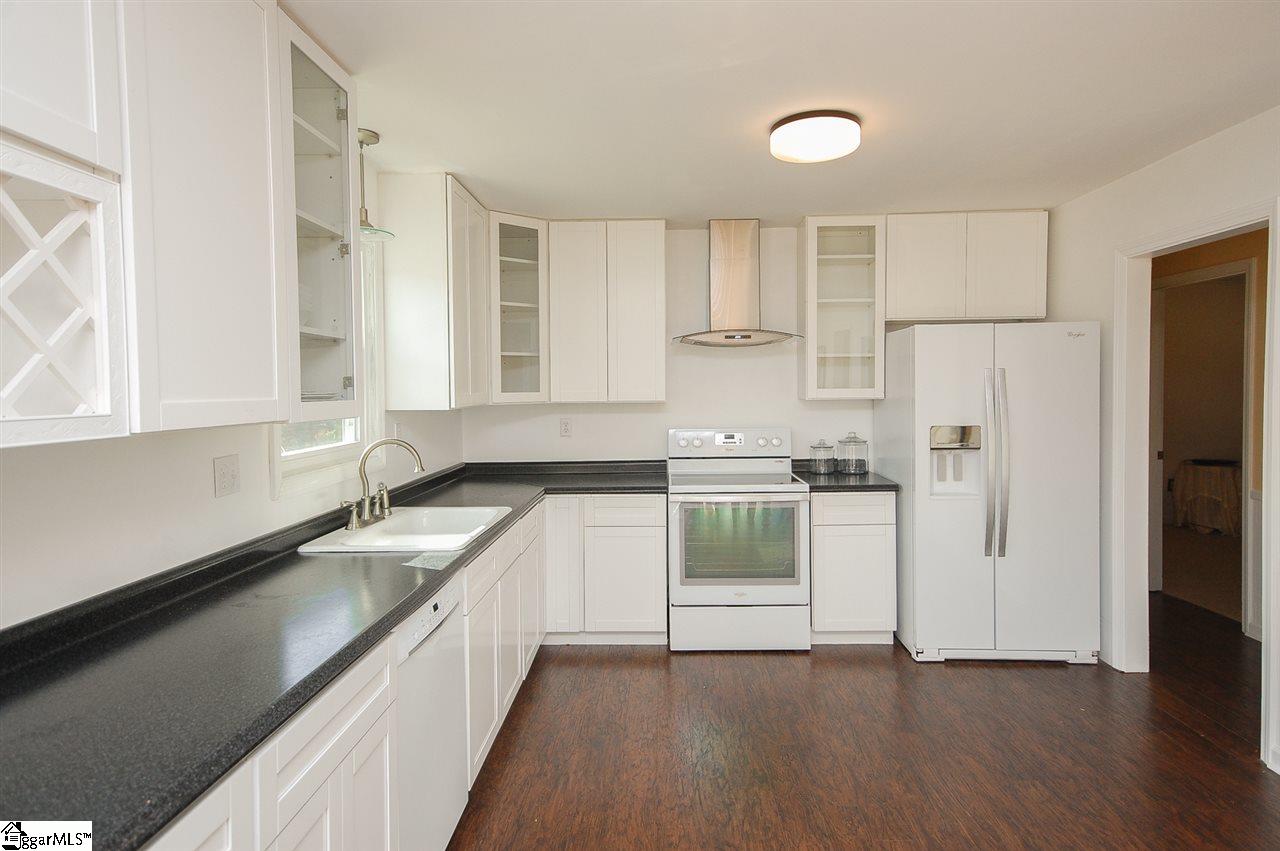 341 Old Farrs Bridge Road Greenville, SC 29611 - Photo 10 of 31 Gallery Image 10