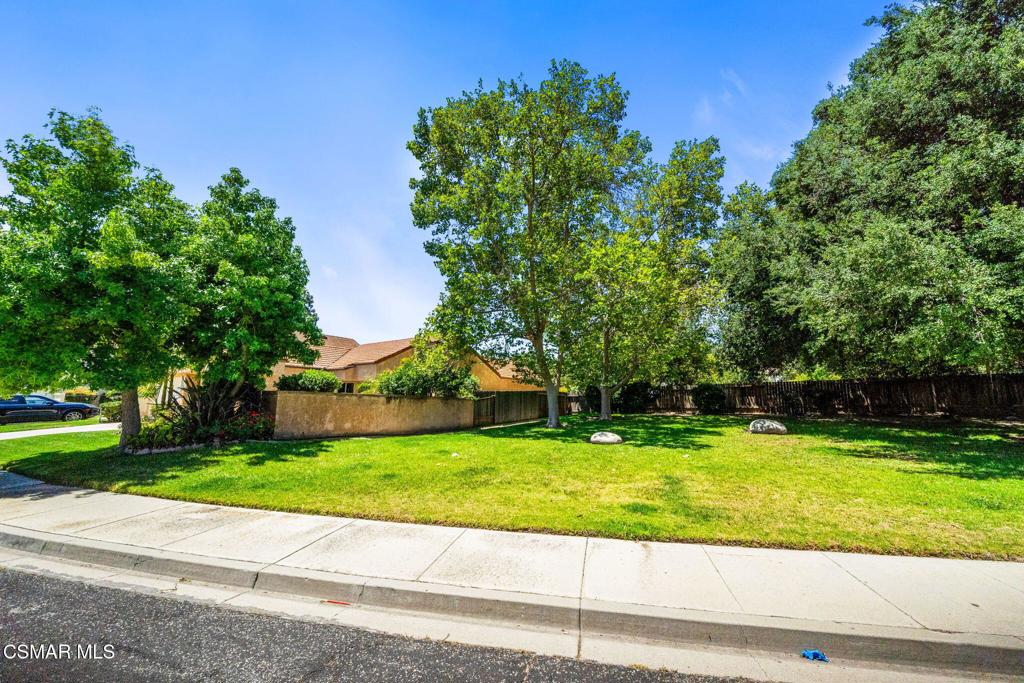 6793 Pecan Avenue Moorpark, CA 93021 - Photo 3 of 47