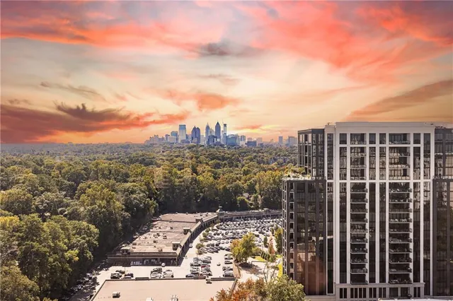 $139,900 | 2479 Peachtree Street Northeast, Unit 1010, Atlanta, GA 30305