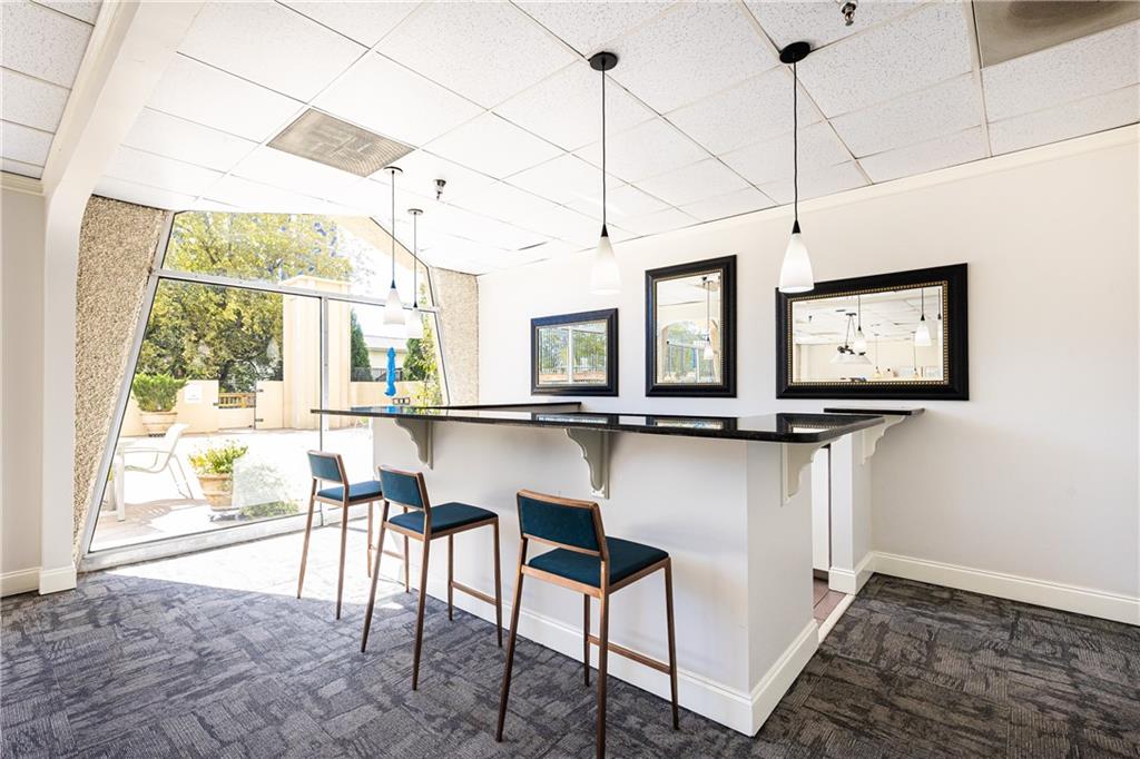 2479 Peachtree Street Northeast, Unit 1010 Atlanta, GA 30305 - Photo 5 of 14