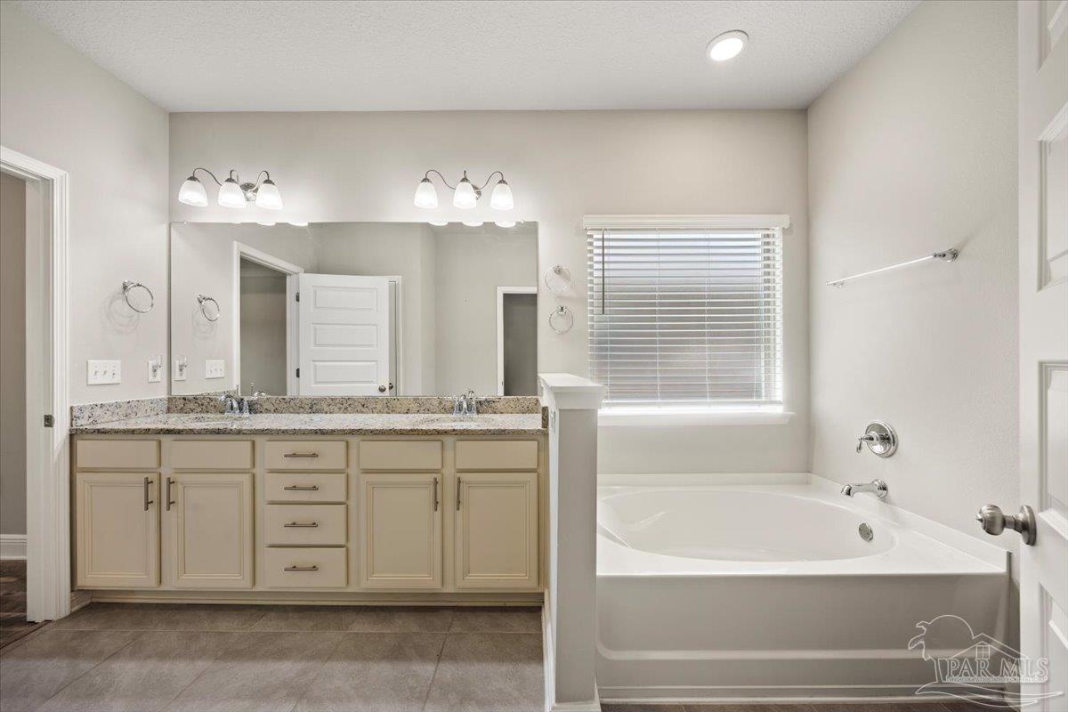 8056 Stream Ridge Road Pensacola, FL 32526 - Photo 44 of 66 Gallery Image 44