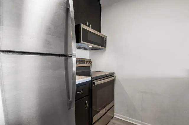 $95,000 | 1920 South 1st Street, Unit 408, Minneapolis, MN 55454