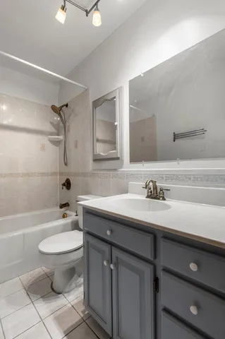 $95,000 | 1920 South 1st Street, Unit 408, Minneapolis, MN 55454