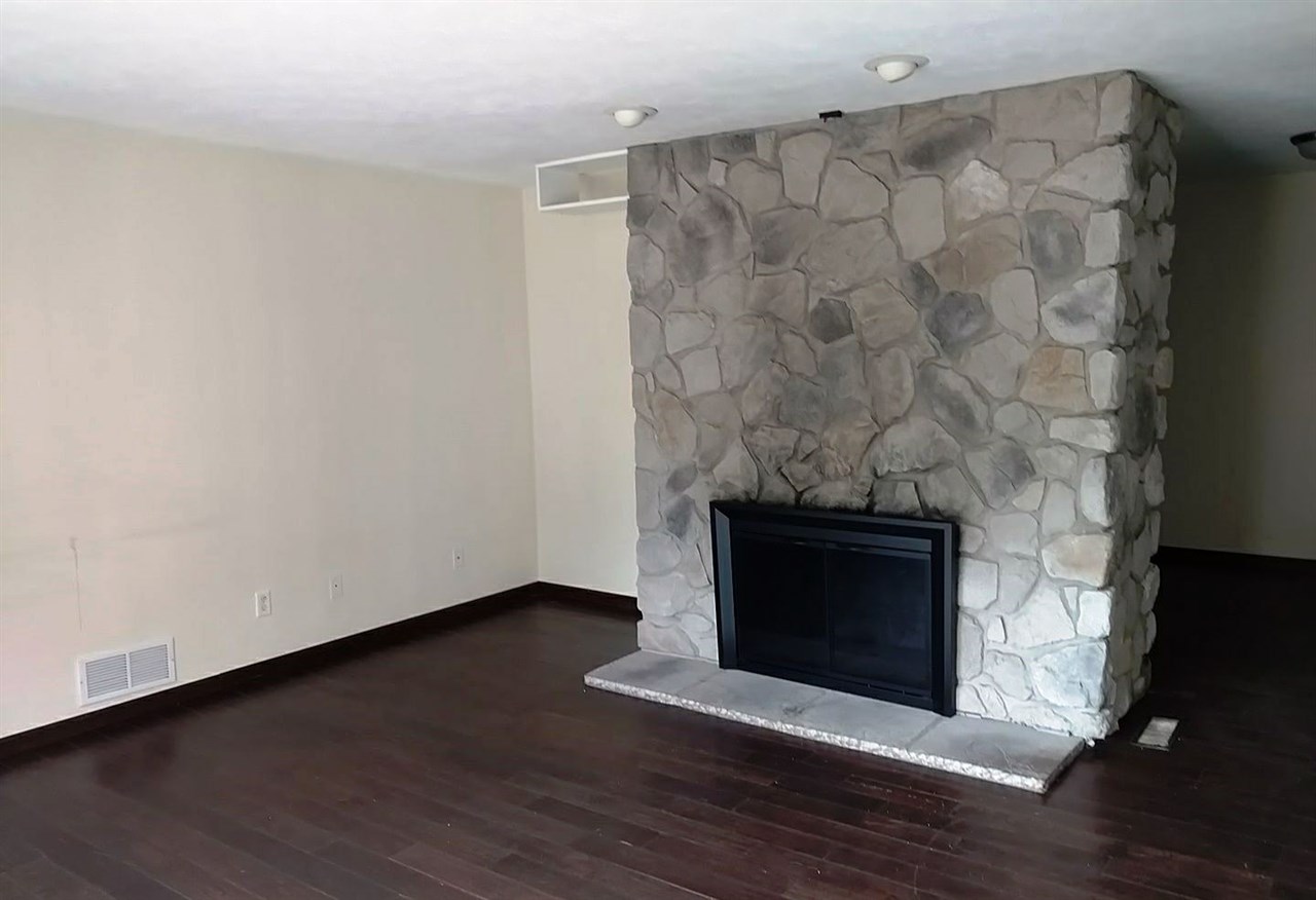 393 Cummings Road Caledonia, IL 61011 - Photo 4 of 22 Gallery Image 4