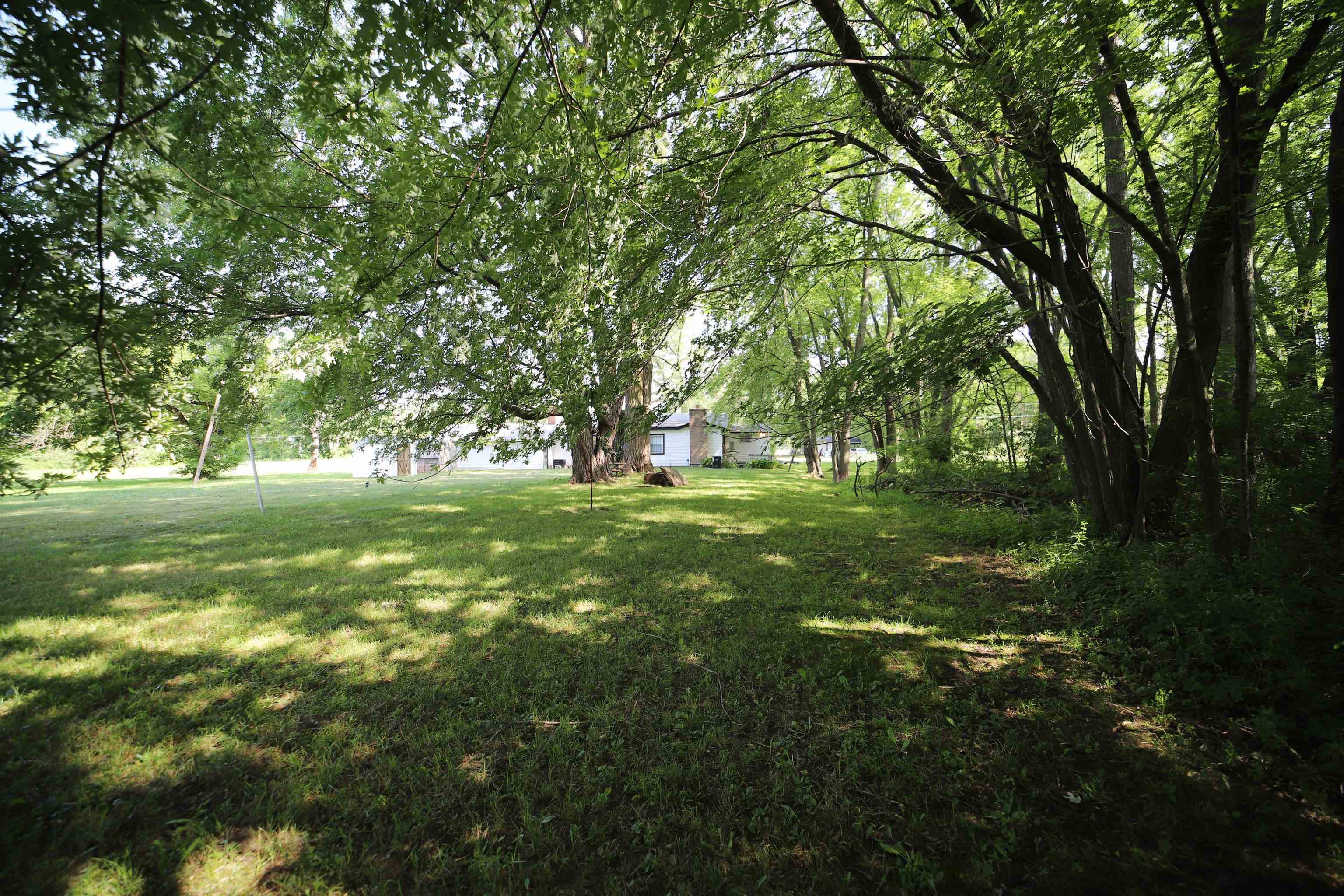 8133 West Frances Road Flushing, MI 48433 - Photo 24 of 31