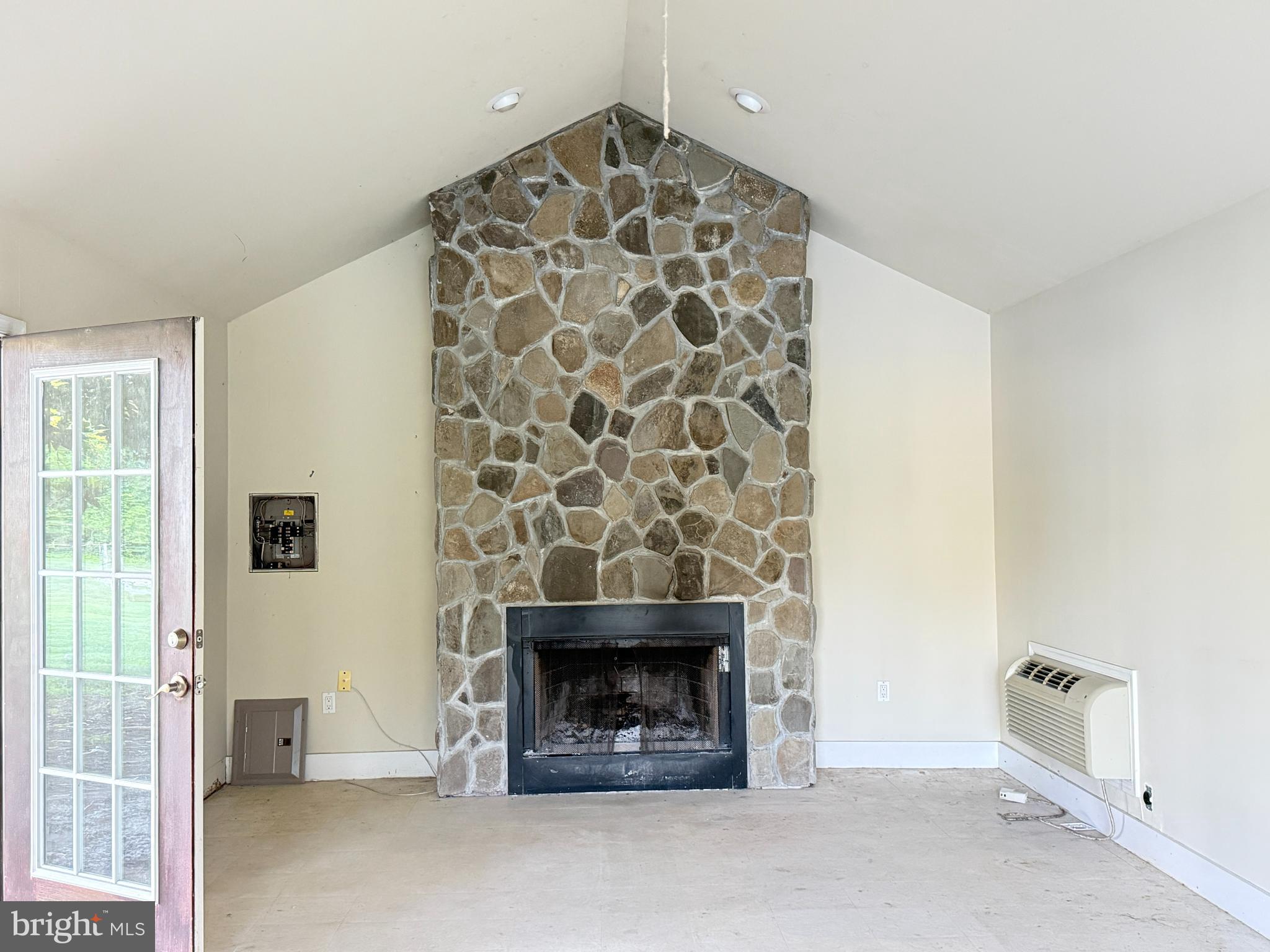 37406 River Springs Road Avenue, MD 20609 - Photo 14 of 18