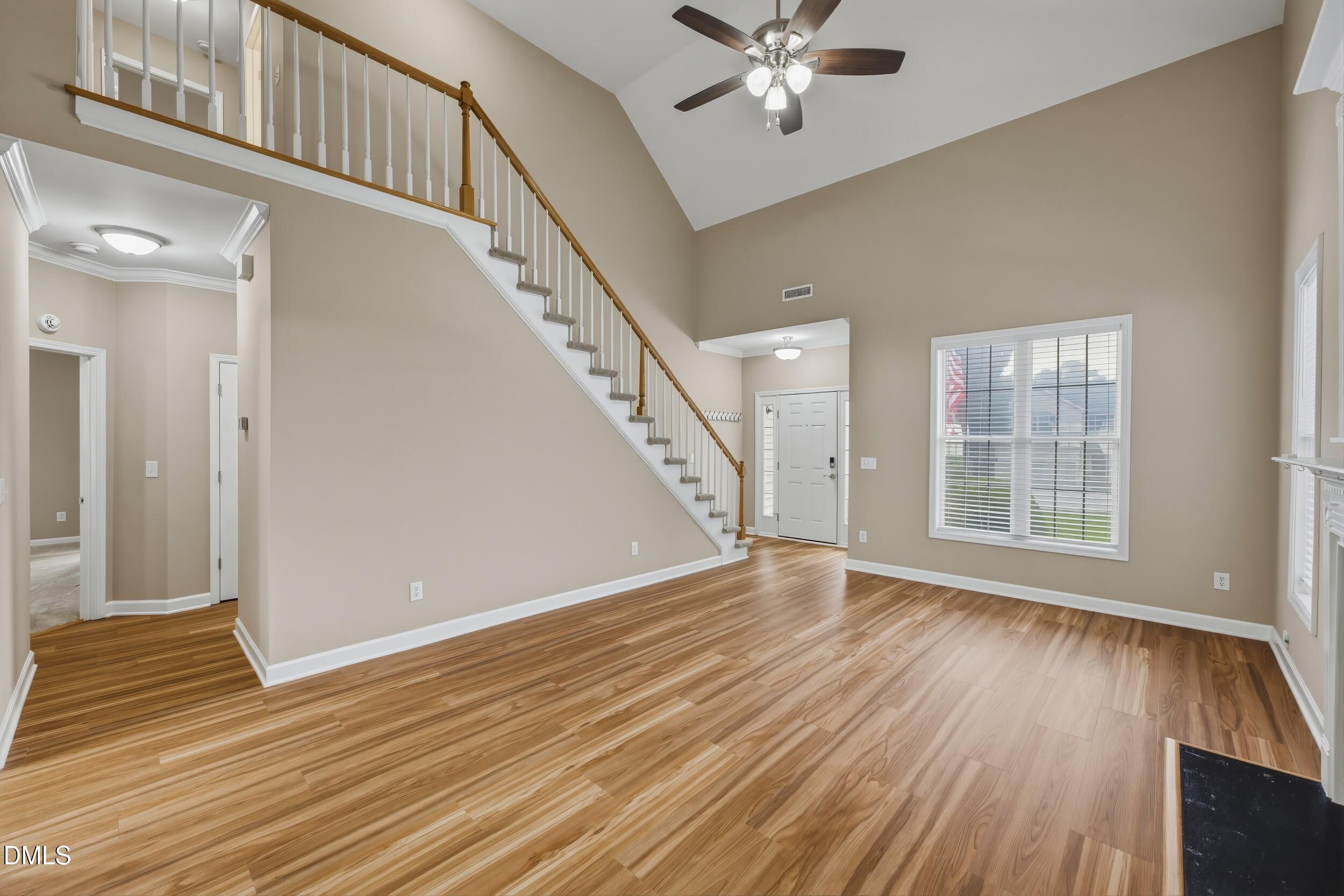 6 -4615 balance fox dr, interior