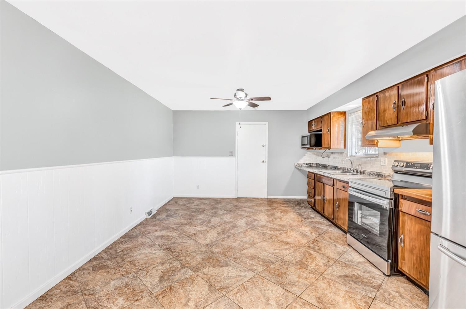 8032 Thomas Road Middletown, OH 45042 - Photo 6 of 14 Gallery Image 6