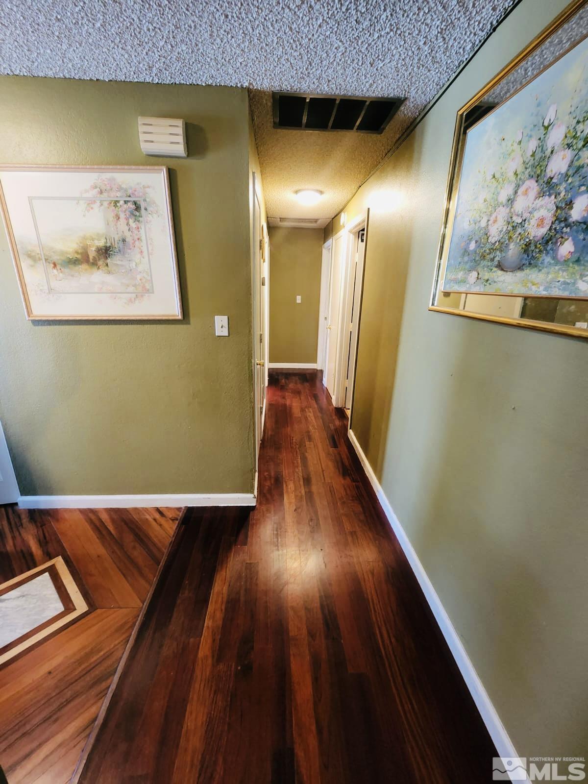 3065 Bobby Drive Reno, NV 89502 - Photo 3 of 26 Photo 3