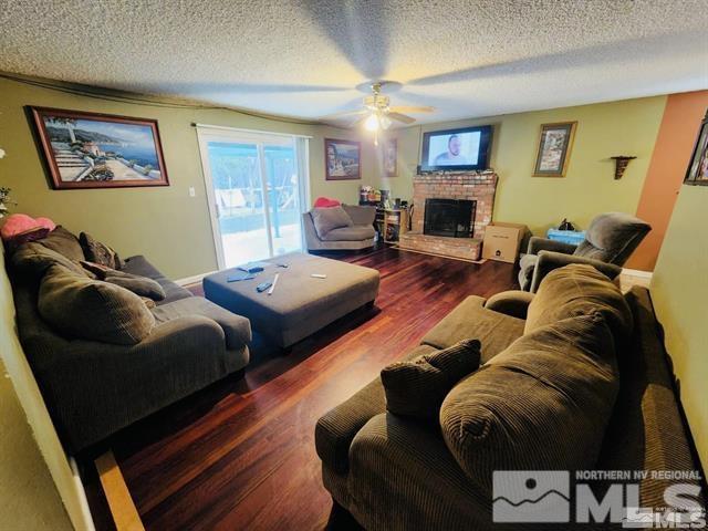 3065 Bobby Drive Reno, NV 89502 - Photo 4 of 26 Photo 4