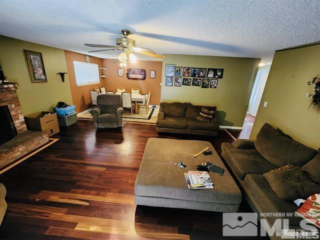 3065 Bobby Drive Reno, NV 89502 - Photo 5 of 26 Photo 5