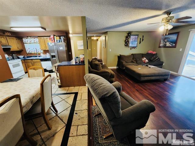 3065 Bobby Drive Reno, NV 89502 - Photo 7 of 26 Photo 7