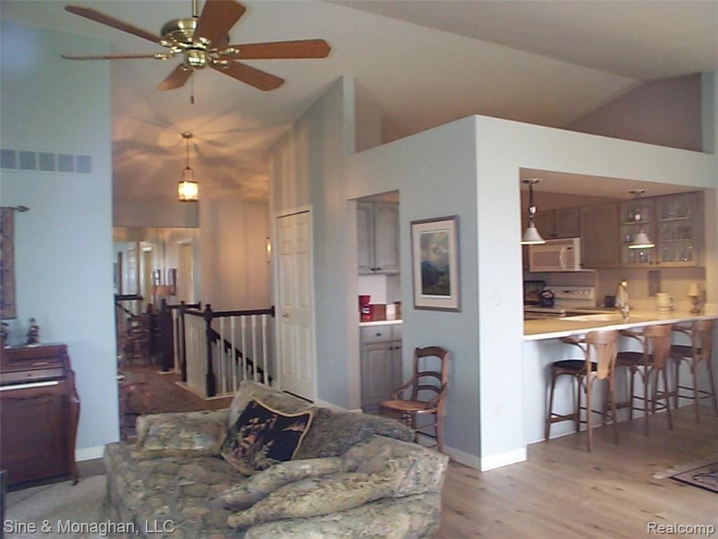 1935 River Road, Unit 23 St. Clair, MI 48079 - Photo 31 of 69 30 Vaulted Ceilings 1935 River #23.JPG