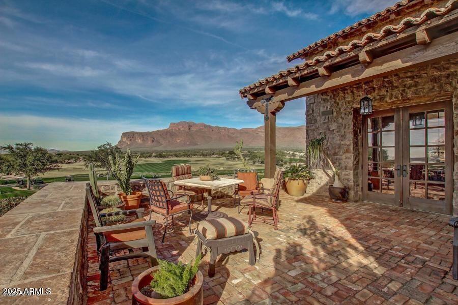 2961 South Lookout Ridge Gold Canyon, AZ 85118 - Photo 34 of 49 SM Clubhouse patio