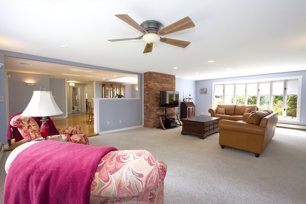 4 Johns Avenue Middleton, MA 01949 - Photo 20 of 36
