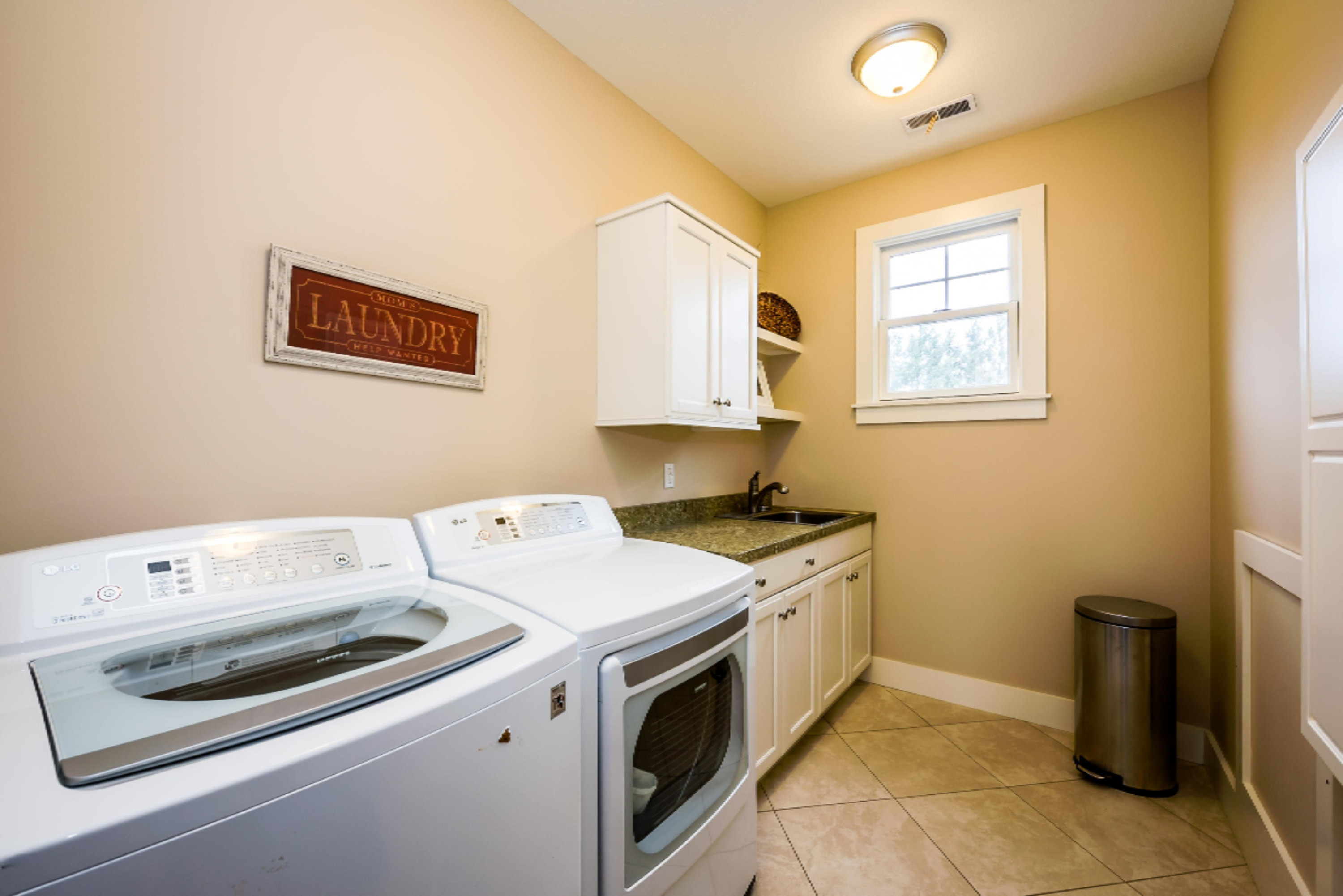 1837 Fox Ridge Trail St. Joseph, MI 49085 - Photo 30 of 38 Fox Ridge 1837 - -laundry