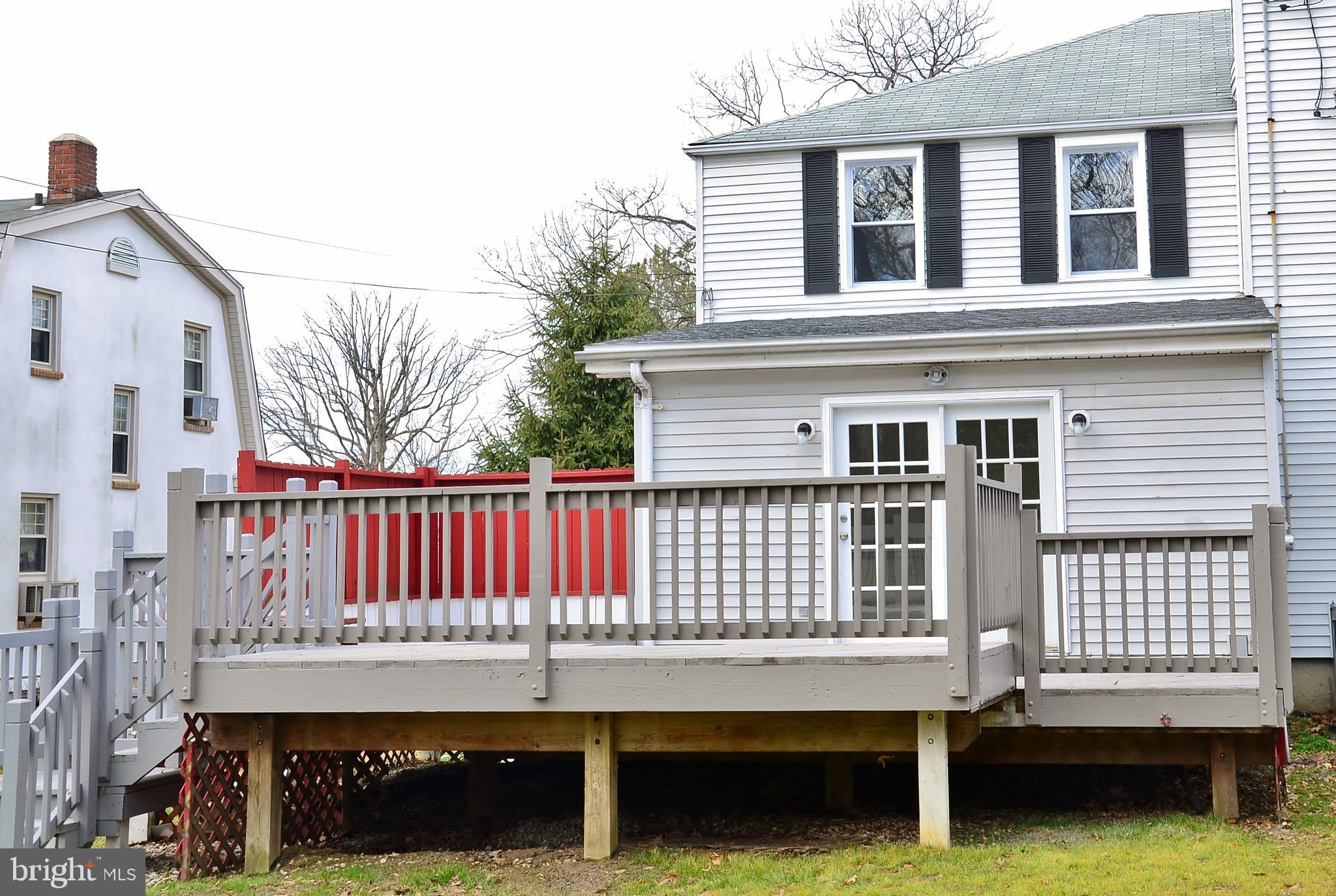 6419 Marietta Avenue Baltimore, MD 21214 - Photo 3 of 38