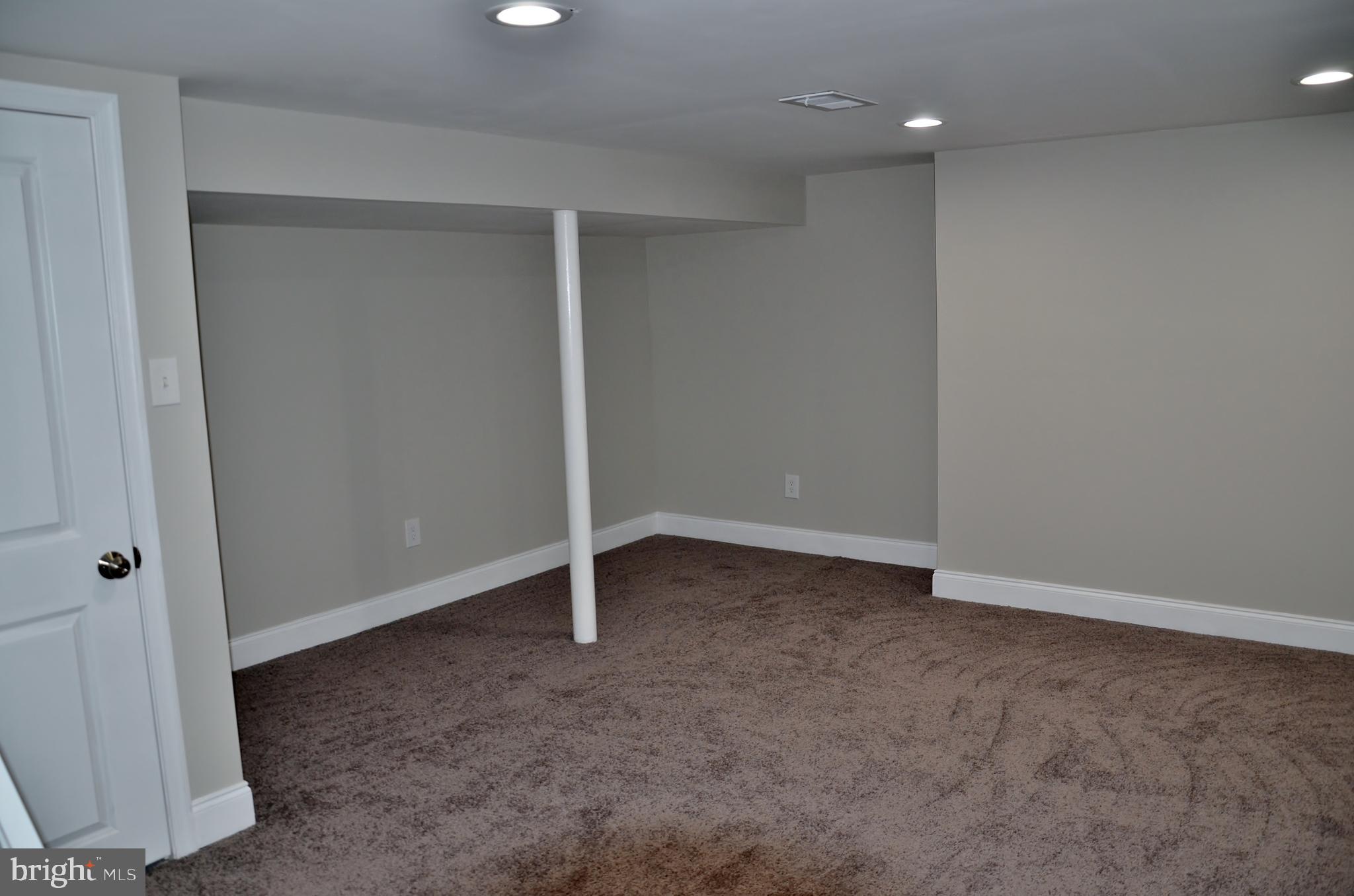 6419 Marietta Avenue Baltimore, MD 21214 - Photo 34 of 38