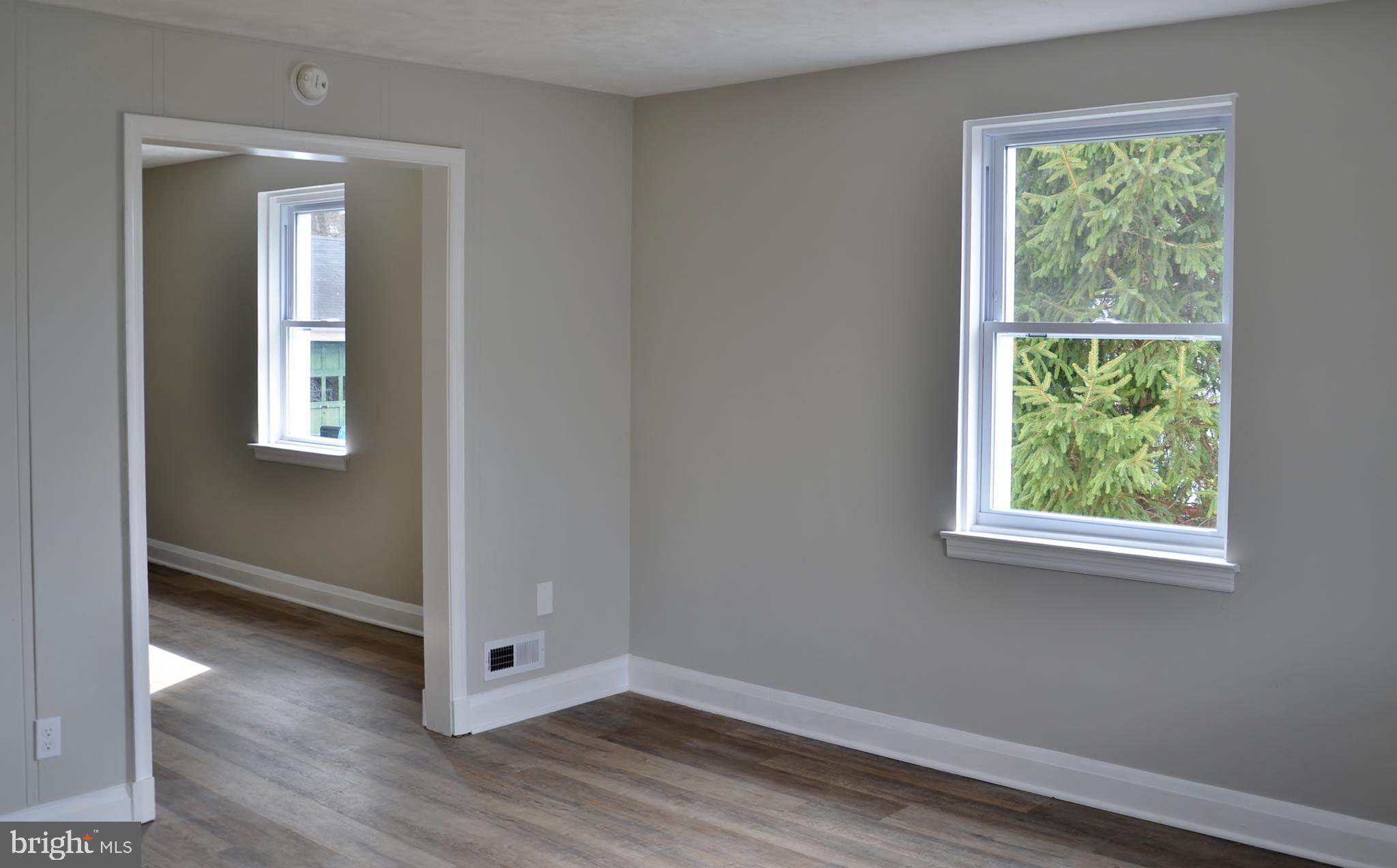 6419 Marietta Avenue Baltimore, MD 21214 - Photo 8 of 38