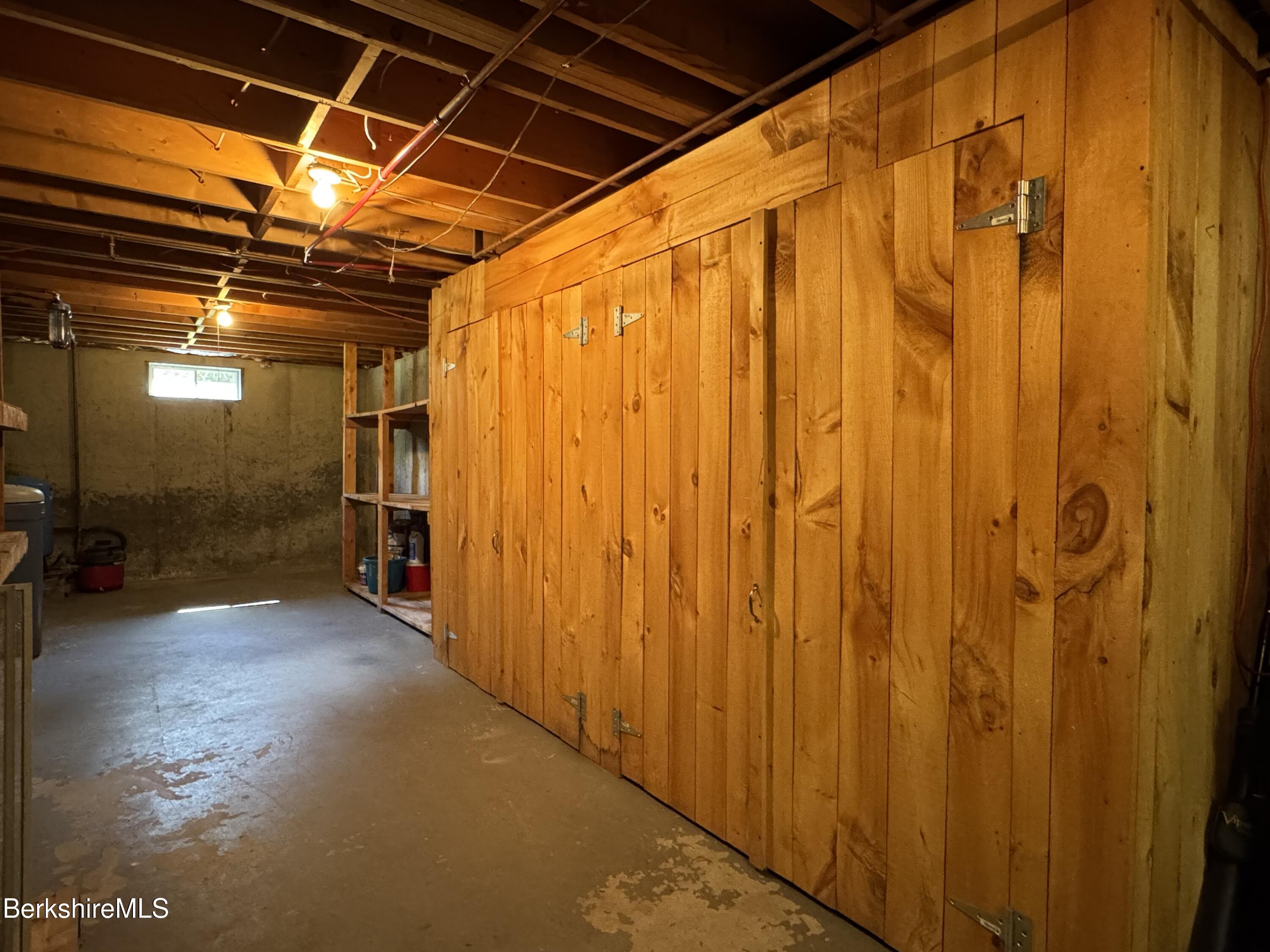 829 Main Road Savoy, MA 01256 - Photo 35 of 38 a view of entryway