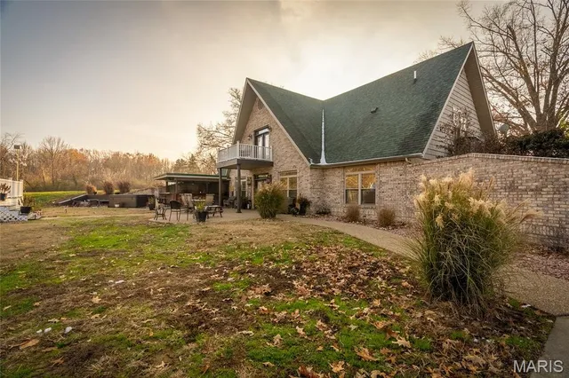 $590,000 | 800 Old Broughton Road, Eldorado, IL 62930